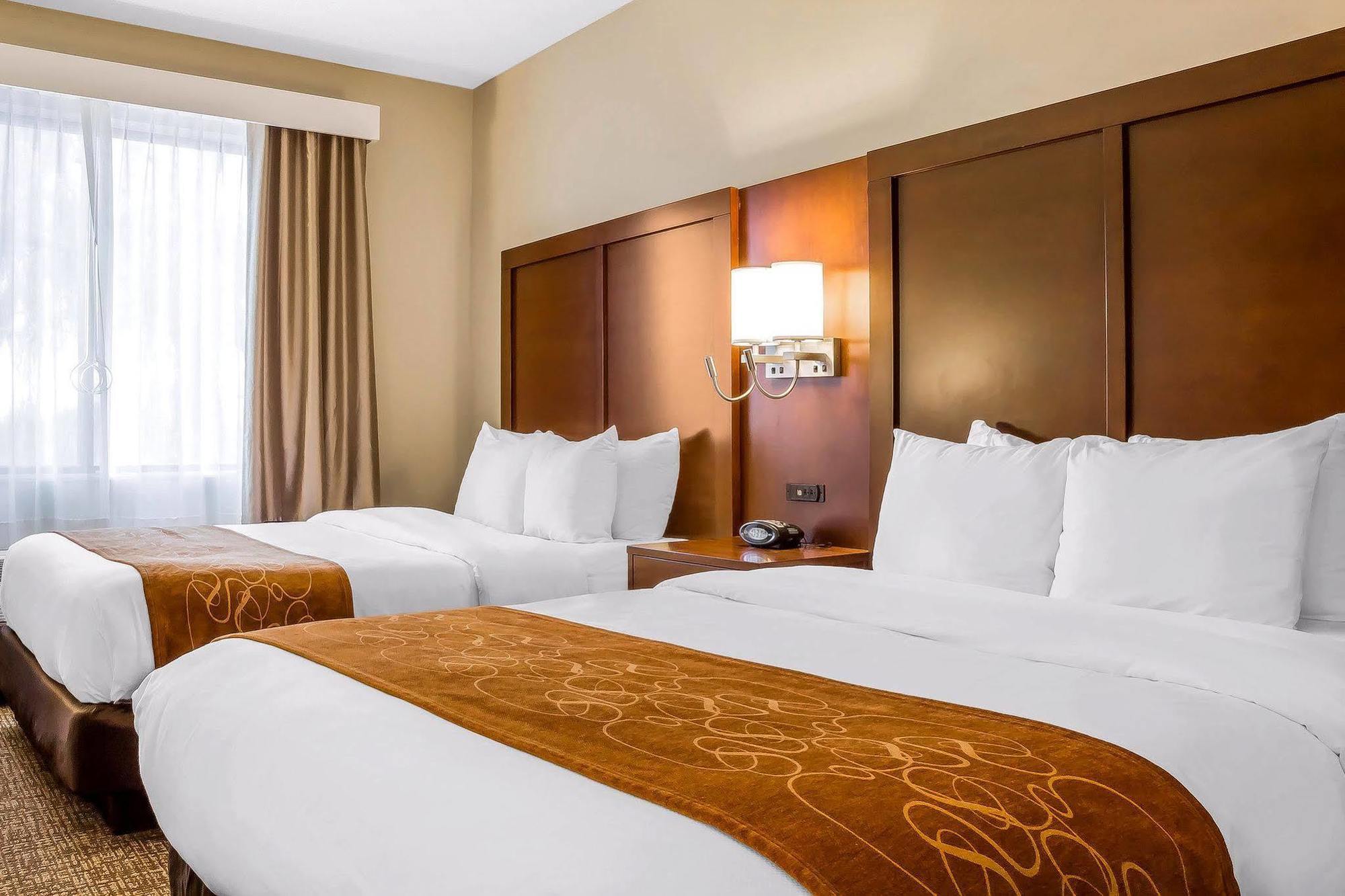 Fairfield By Marriott & Old Town 2*